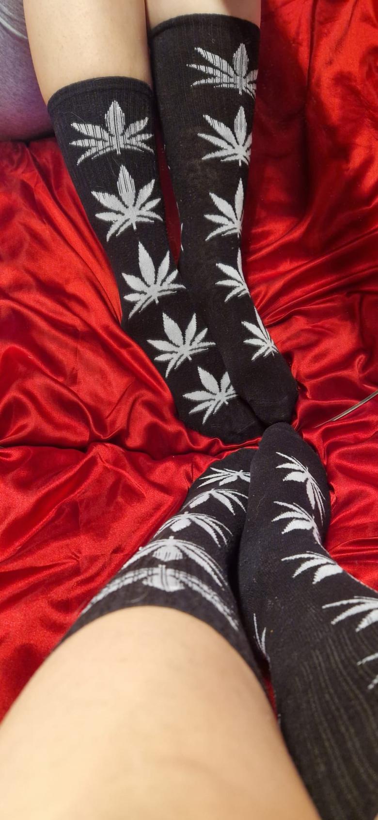 Schwarze Cannabis Socken